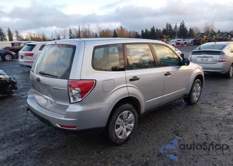 2010 Subaru Forester 2.5X из США, поврежденный, VIN JF2SH6AC3AH762112